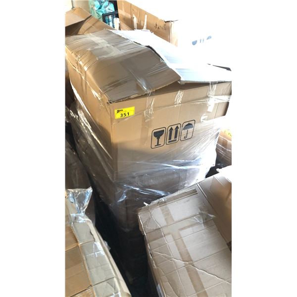 PALLET OF ASSORTED PET BEDS