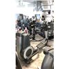 Image 3 : LIFE FITNESS ELLIPTICAL