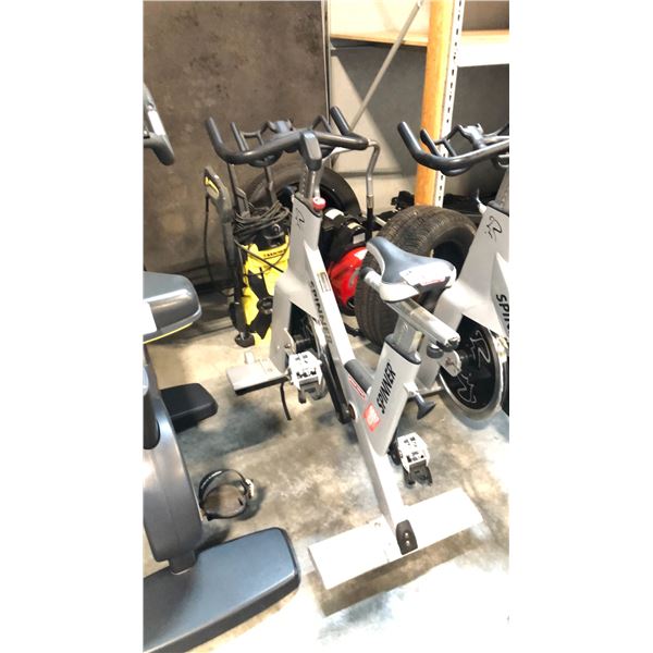 STAR TRACK SPINNER SPIN BIKE
