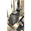 Image 1 : CLARK SUMMIT PRO WET/DRY VACUUM