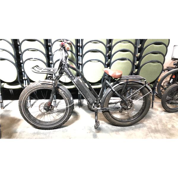BLACK ET.CYCLE T1000 8-SPEED FAT TIRE EBIKE - NO CHARGER