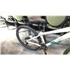 Image 3 : WHITE NORCO HAVOC 24-SPEED FRONT SUSPENSION MOUNTAIN BIKE