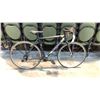 Image 2 : NAVY BLUE SCHWINN VOLARE 1200 18-SPEED MOUNTAIN BIKE