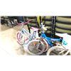 Image 3 : 3 KIDS BIKE INCL TREK AND TECH TEAM FRONT SUSPENSION
