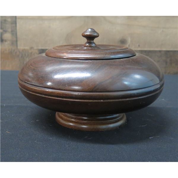 Monarchy Era Wooden Footed Umeke Bowl w/ Lid & Decorative Turning, Circa 1865  7.5" Dia, 4.5"H
