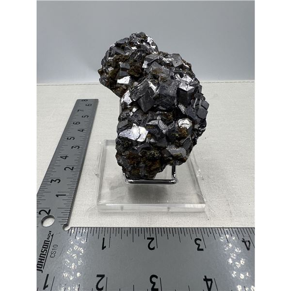 3.6 INCH IRON PYRITE SQUARE FORMATION