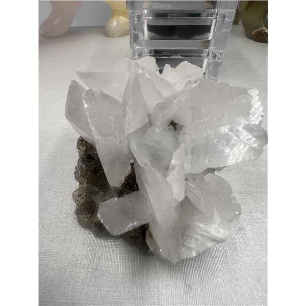 3.1 INCH CLACITE CHIP FORMATION WITH PYRITE SPECIMEN