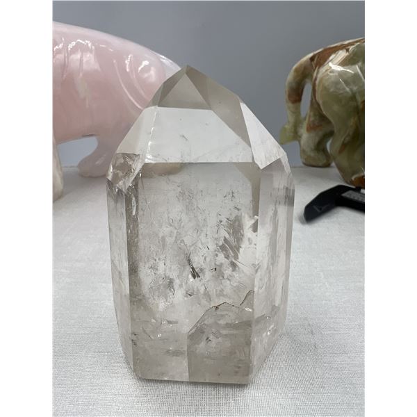 3.5 X 2.3 INCH  CLEAR QUARTZ TOWER WITH AURA