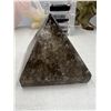Image 3 : 2.2 INCH SMOKY QUARTZ PYRAMID 4 SIDE