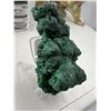 Image 2 : 3.2 INCH VELVET BUBBLE MALACHITE SPECIMEN