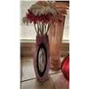 Image 2 : Pink Decorative Roman Pillar, Vase with Flowers, Glass Container, Pillow, Photo Frame