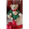 Image 2 : Christmas Gift Bags, Ribbon, Gift Wrap & Bears Gund