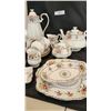 Image 3 : Royal Albert Petit Point Fine China Selection 2