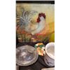 Image 3 : Hen Decor, Glass Cutting Boards, Placemats, Cookie Cutters, Indiana Clear Glass Hen