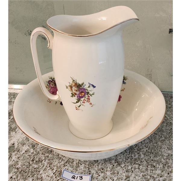 Vintage Wash Basin & Pitcher Set - Floral Pattern with Gold Trim
