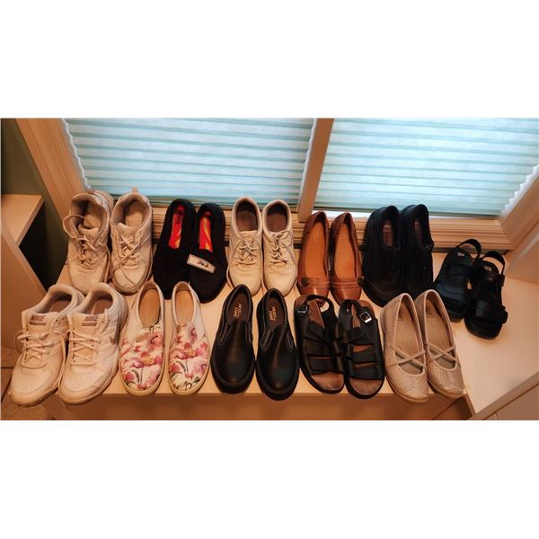 11 Pairs Shoes Size 9/9.5
