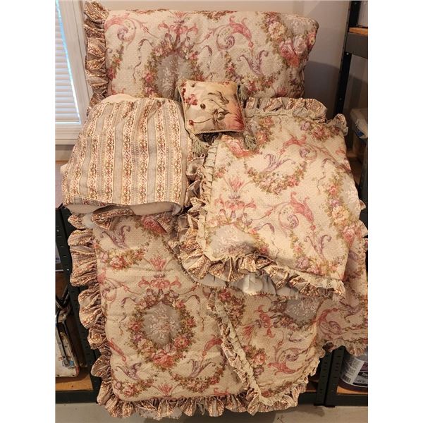 Vintage Ralph Lauren "Charlotte" Floral King Size Bedding Set
