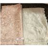 Image 3 : Carpet, Table Cloths, Quilted Table Runner, Placemats, Napkins, Apron