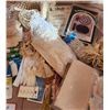 Image 3 : Crafting Lace, Tassels & More