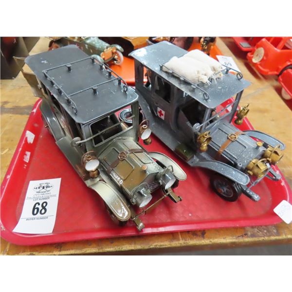Vintage Metal Ambulances, Figurines