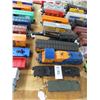 Image 1 : 11-Lionel Train Cars - 11 X $