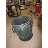 Image 2 : 3 Jerry Cans & 1 Folding Garbage Can