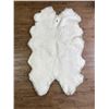 Image 2 : Australian Sheepskin Wool Rug Throw