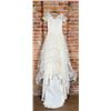Image 12 : Antique Wedding Dress