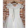 Image 14 : Antique Wedding Dress