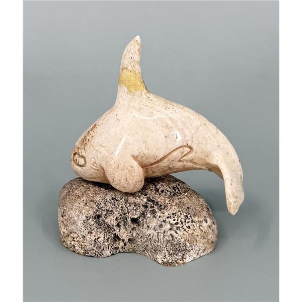 Alaskan Inuit Eskimo Carved Whale Bone Whale