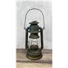 Image 2 : Dietz #2 Triumph Montana Ranch Barn Lantern