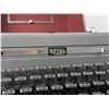 Image 4 : Royal Quiet De Luxe Typewriter
