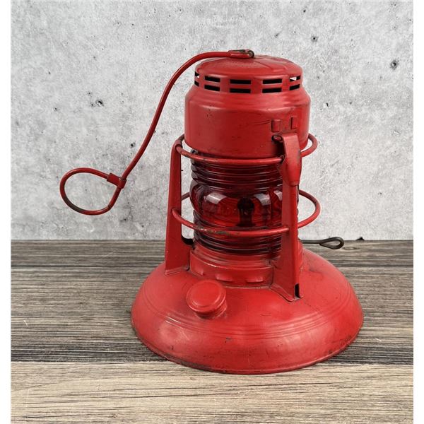 Embury No 40 Railroad Lantern