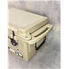 Image 4 : Cabela's 60 Polar Cap Equalizer Cooler