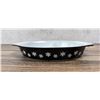 Image 2 : Pyrex Black & White Snowflake Casserole Dish
