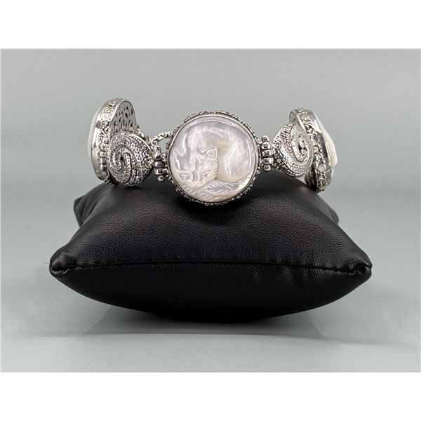 Sarda Sterling Silver Cat Mother of Pearl Bracelet