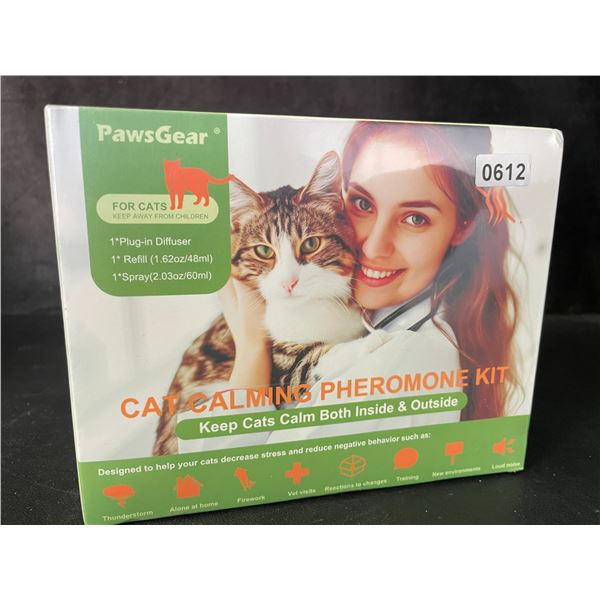 1 PawsGear Cat Calming Pheromone Plug-In Diffuser Kit; Reduces Stress/Anxiety in Cats - New Sealed