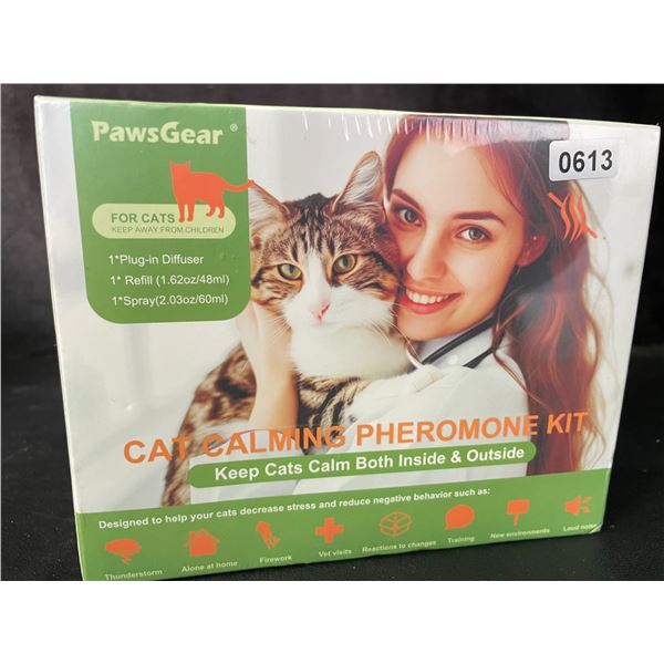 1 PawsGear Cat Calming Pheromone Plug-In Diffuser Kit; Reduces Stress/Anxiety in Cats - New Sealed