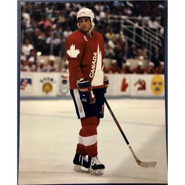 ERIC LINDROS (HOF) 8x10 CANADA CUP GLOSSY