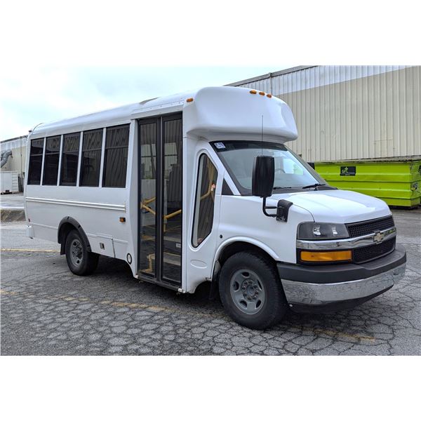 2011 Chevrolet Express Cutaway 3500 Van |