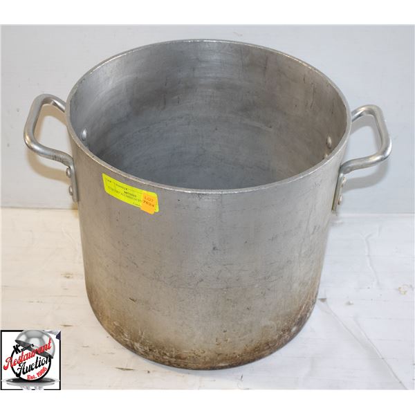 22 QUART ALUMINUM STOCK POT
