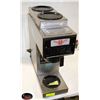 Image 3 : BUNN SINGLE COFFEE BREWER W/ HOT WATER DISPENSER