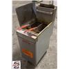 Image 2 : BAILIFF SEIZURE: VULCAN 45-50LBS DEEP FRYER