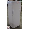 Image 2 : BAILIFF SEIZURE: HAMILTONBEACH UPRIGHT FREEZER