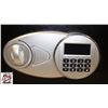Image 2 : 17" X 14.5" X 9" SMALL ELECTRONIC SAFE
