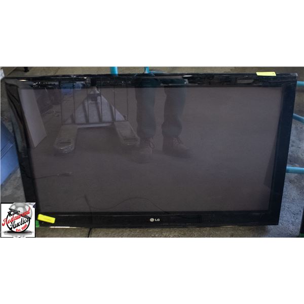 LG 42" WALL MOUNT TV