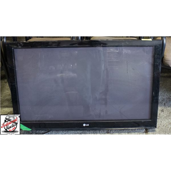 LG 42" WALL MOUNT TV
