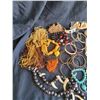Image 5 : Costume Jewelry A