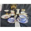 Image 2 : Gilt & Bone China A