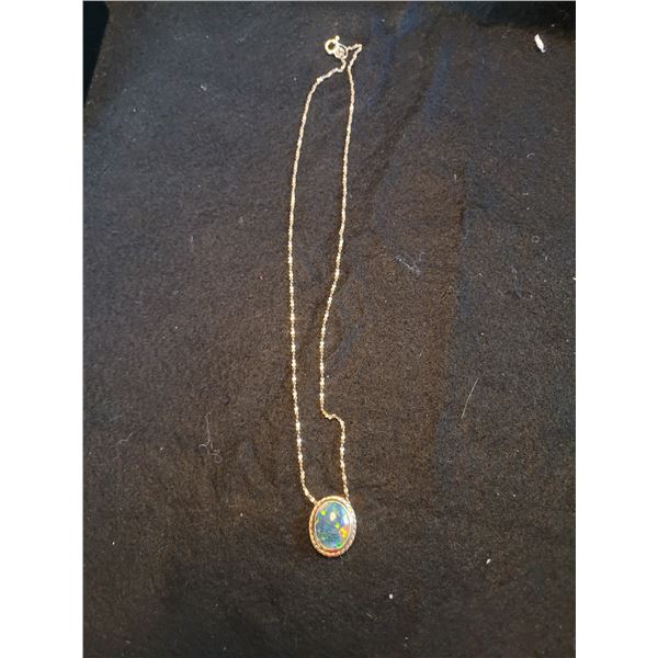 10k Gold Chain Opal Pendant A